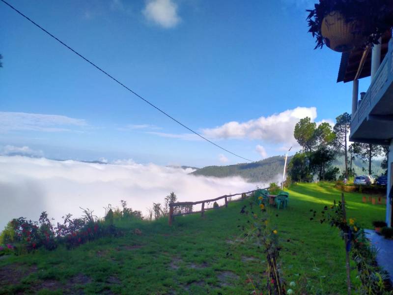 Nainital Kainchi Dham Ranikhet Kausani Binsar Mukteshwar Tour