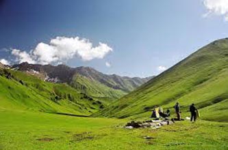 Dayara Bugyal Trek Tour