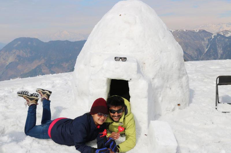 Igloo Snowtrek 2D/1N Tour