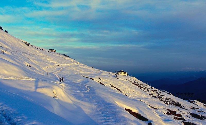 Igloo Snowtrek 2D/1N Tour