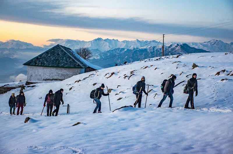 Igloo Snowtrek 2D/1N Tour