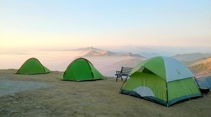Parashar Lake Trek Package