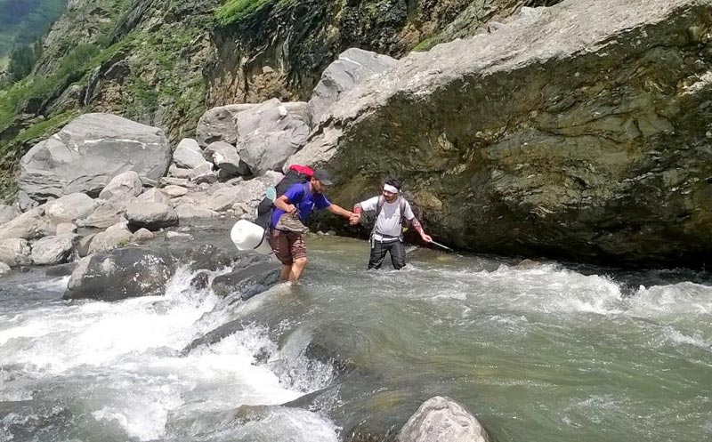 Hamta Pass Trek Tour