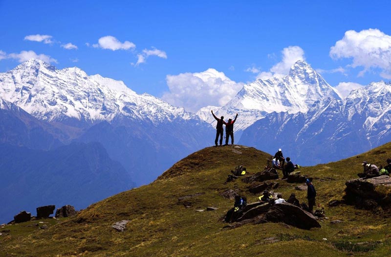 Auli Gorson Bugyal Trek Tour