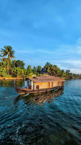 Diwali vacation in Kerala Image