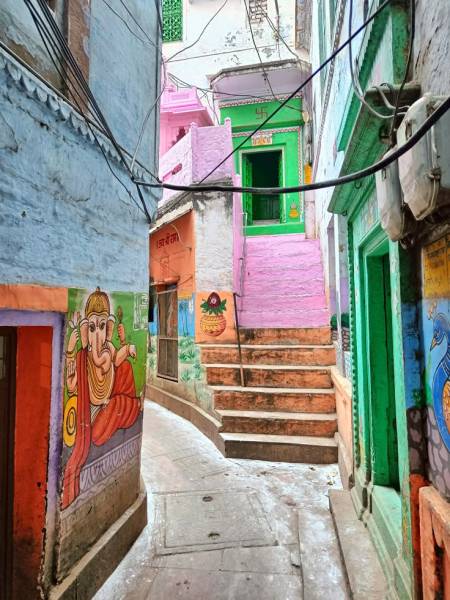 Varanasi - Prayagraj - Ayodhya Tour