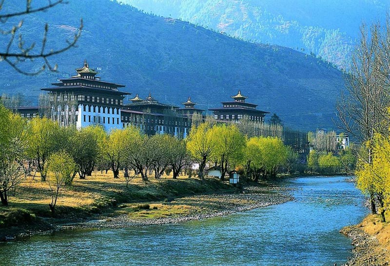Bhutan Amazing Holidays Tour