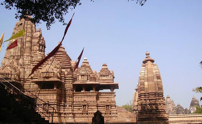 Khajuraho Orcha Datia At The Sources And The Regeneration Of The Hindu Spirituality Tour