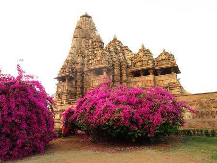 Khajuraho At The Hearth Of The Beauty Of The Hindu Spirituality Tour