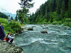 Autumn Kashmir  Tour Ex-Srinagar – 4 Nights 5 Days Image