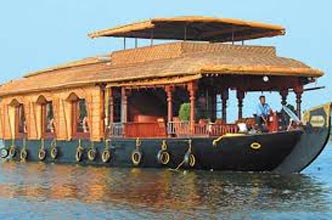 Cochin Munnar Alleppey Kovalam Houseboat Special Tour