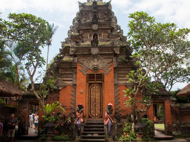 Private Tour: Full-Day Bali Sightseeing Tour with 2-hour Balinese Spa Experience and Lunch Tour