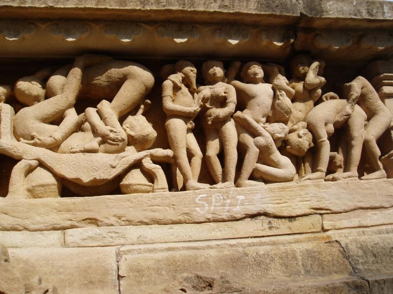 All Rajasthan Deluxe Tour - Orchha - Khajuraho - National Park Safari - Varanasi - Lucknow - Agra