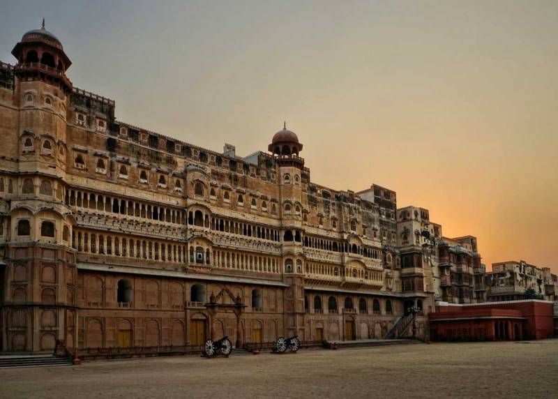 Rajasthan Tour Standard - Agra - Orchha - Khajuraho - Varanasi