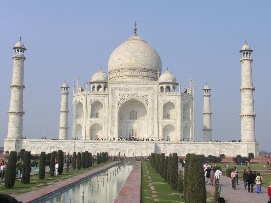 Exquisite Agra With Mumbai Tour