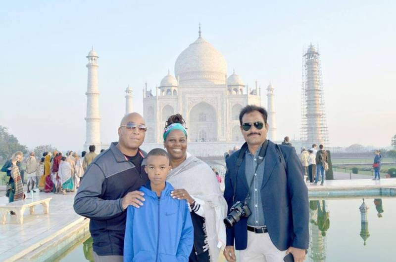 Same Day Agra Tour Package