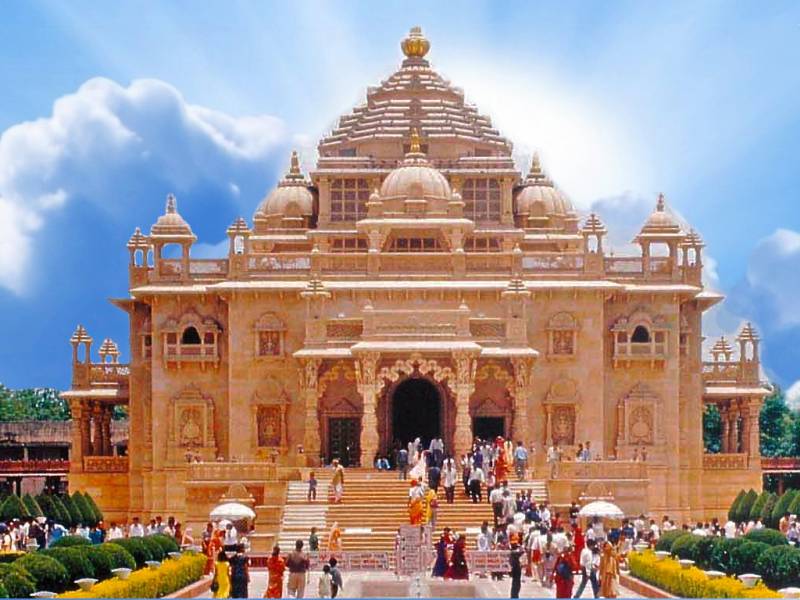 Golden Triangle Tour with Varanasi Package