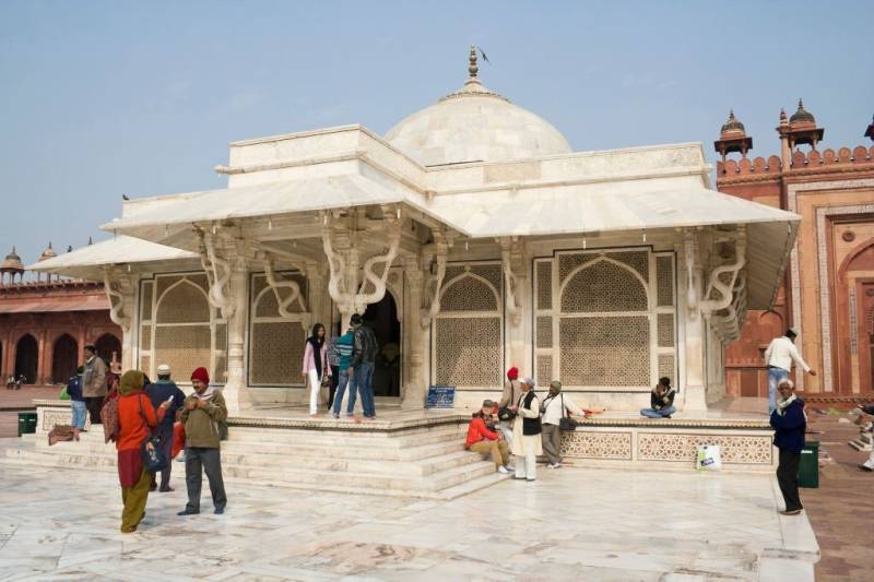 Golden Triangle - Delhi - Jaipur - Agra - Delhi. 4N-5Days