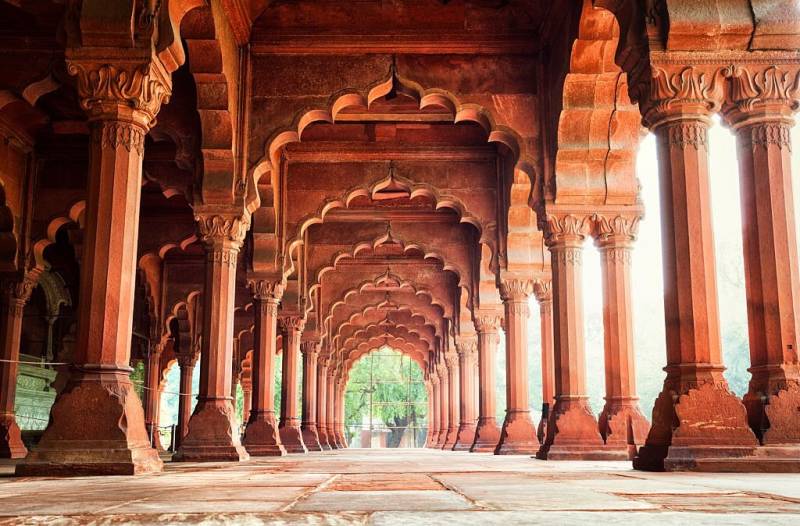 Agra Day Trip with Fatehpur Sikri from Delhi
