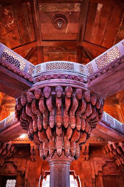 Agra Taj Mahal Day Trip by Shatabdi Express Train with Fatehpur Sikri from Delhi