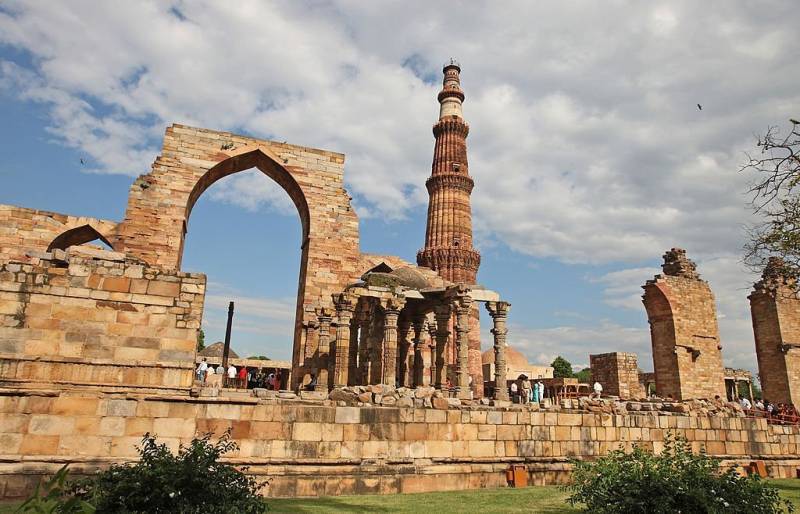 9Night 10Days Delhi, Jaisalmer, Jodhpur, Udaipur, Jaipur and Agra Tour Package