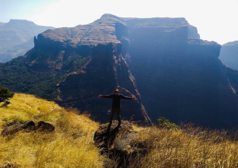 Ratangad And Harishchandragad Tour