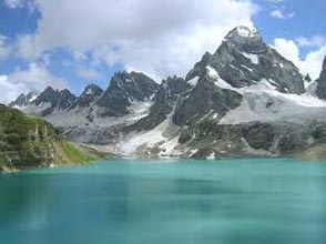 Kashmir Family Package Snowy Delight @50% Off