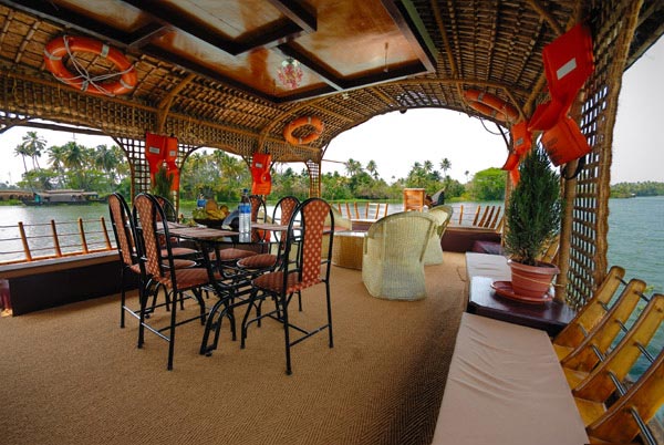 Kerala Honeymoon Package