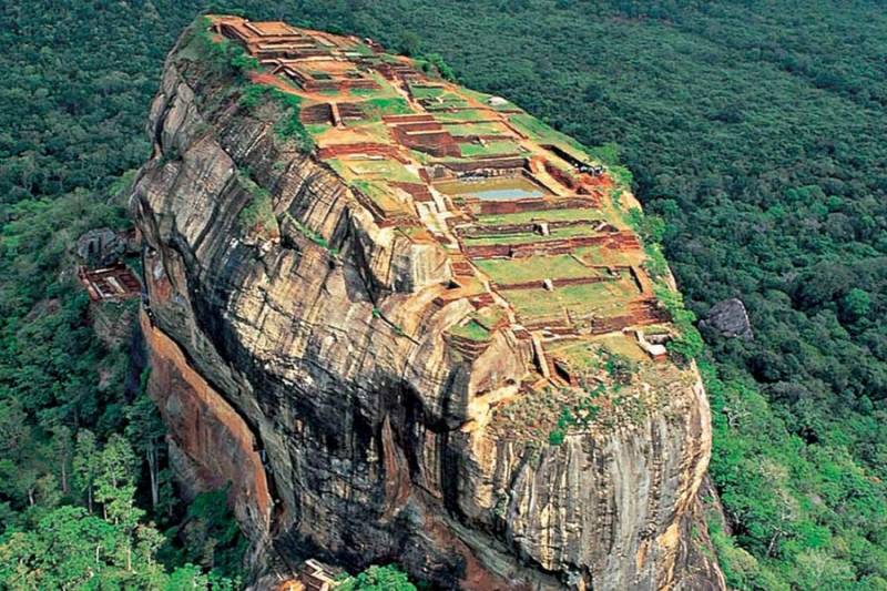 Colombo, Sri Lanka Tour, (6n/7d), (habarana-2n/trincomalee-1n/kandy-2n/colombo-1n)