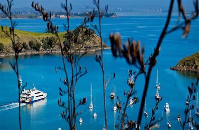 Tahiti & Bora Bora, the White Sand Island (5n/6d), Budget Package (tahiti 2n/moorea 3n)