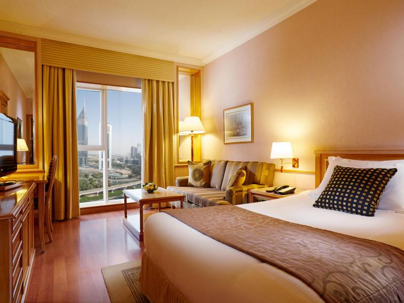 Dubai Tour Package in Crowne Plaza Dubai 3 Nights & 4 Days