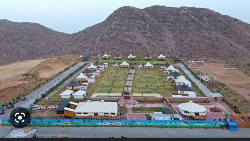 Delhi to Pushkar for 7 person in Volvo