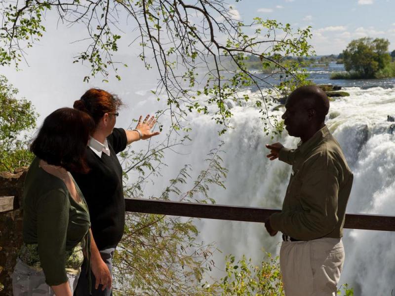 6 Days Victoria Falls & South Luangwa - Zambia tour