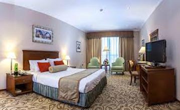 Dubai - Country Club Hotel Tour