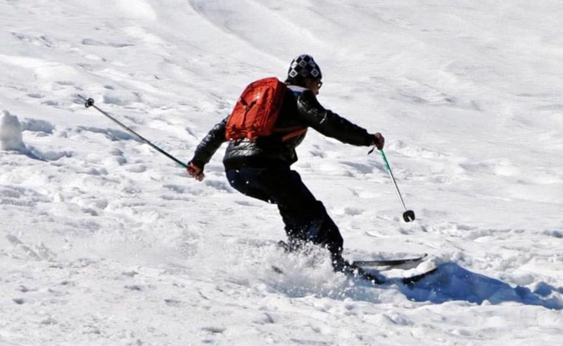Auli Skiing Tour