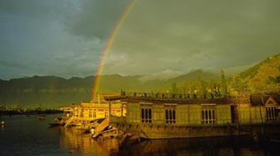 Amorous Kashmir Tour