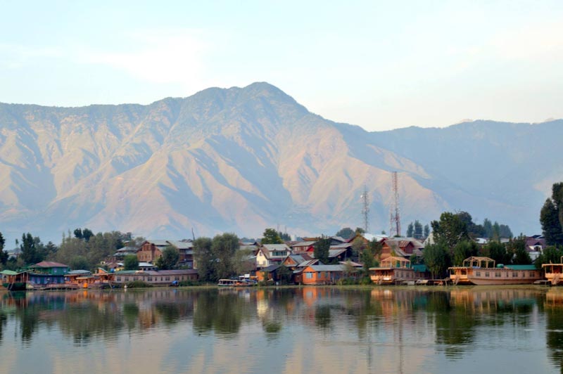 Amorous Kashmir Tour