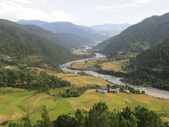 Glimpses Of Bhutan Tour