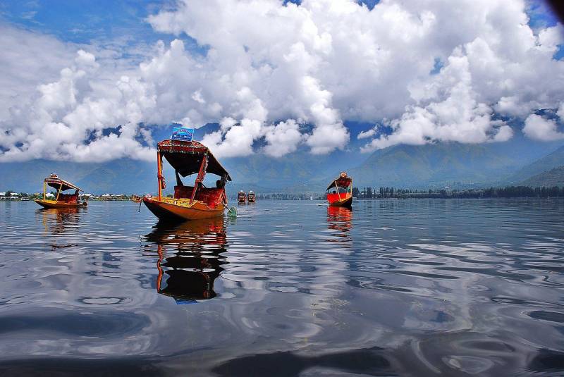 4 Nights 5 Days Kashmir Package