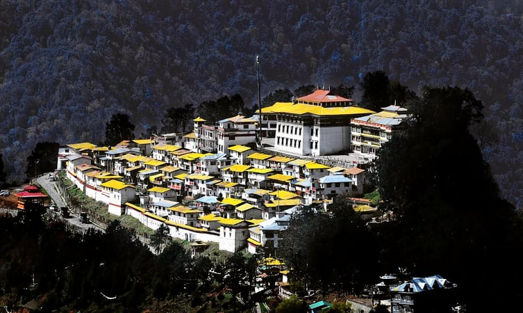 Best 7 Nights 8 Days Himachal Honeymoon