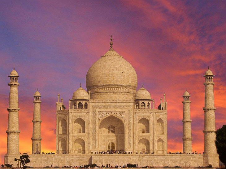 Taj Mahal Moonlight Tour