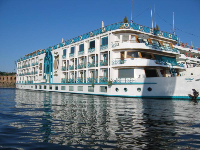 Ms Amoura Dahabiya Nile Cruise 5 Days from Esna Tour Image