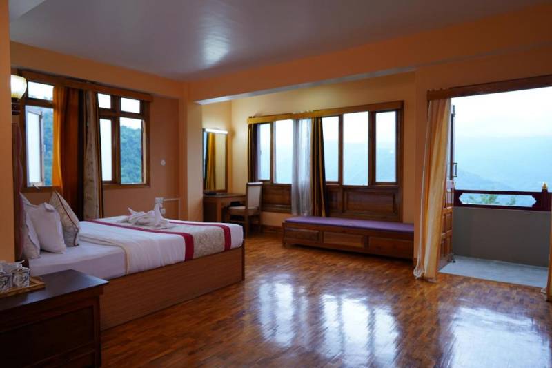 Explore Ravangla Tour