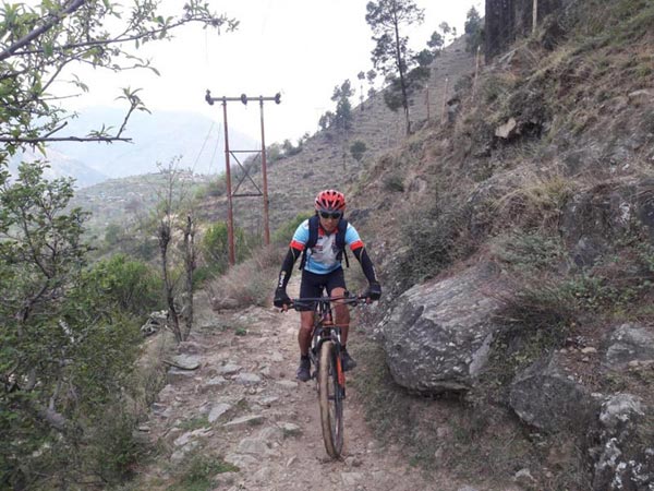 Cycling in Kullu Package