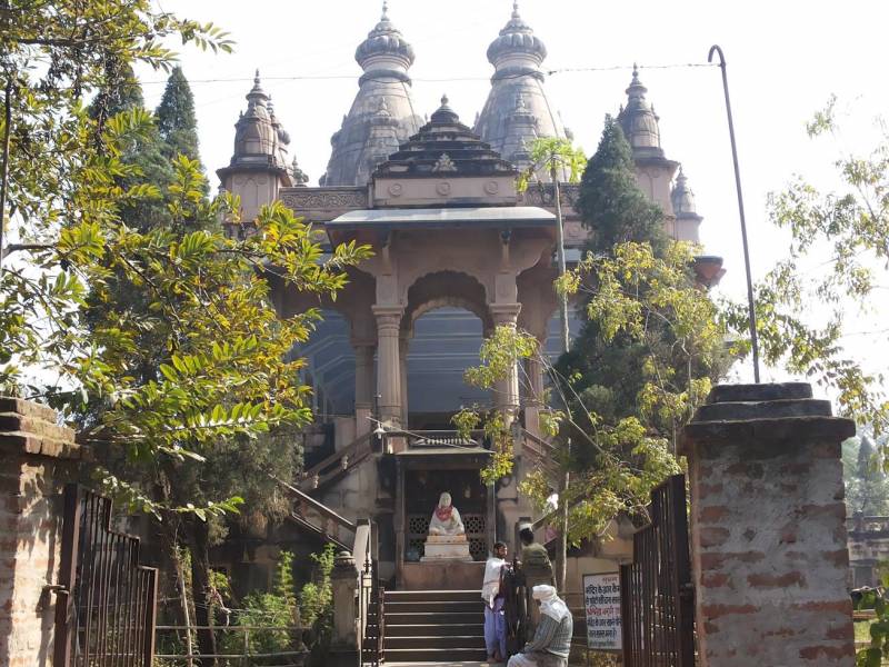 Kolkata Deogarh Puri Tour Package