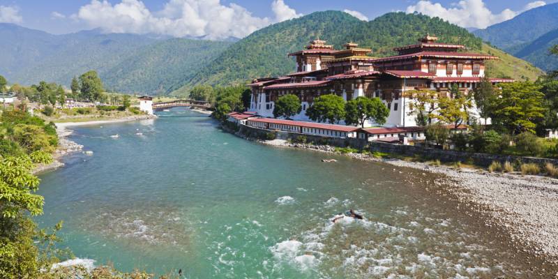 Phuentsholing Thimphu Wangdue  Punakha  Paro Tour.