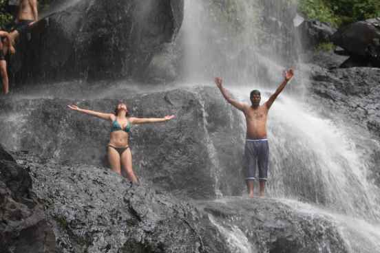 Hiking Trip Full-day: the Magnificent 7 Waterfalls Sept Cascades, Tamarind Falls Tour