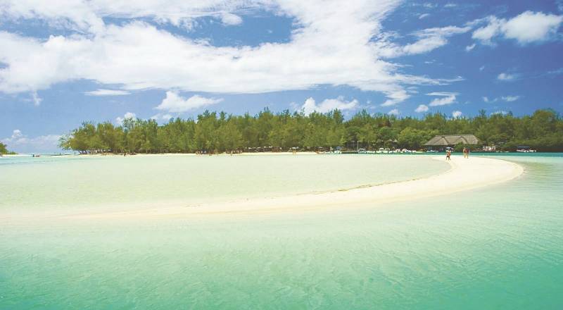 Marvelous Ile Aux Cerfs: Speed Boat, Parasailing, Lunch & Grse Waterfalls Tour