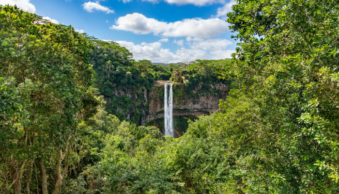 Southern Tales Tour: Full Day Tour Including Crocodile Park & Seven Coloured Earth