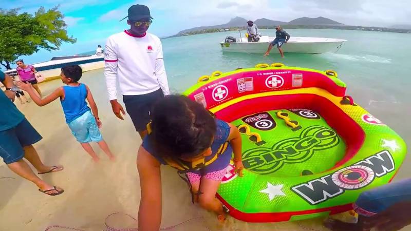 The Incredible Ile Aux Cerfs: Speed Boat, Grse Waterfalls, Lunch & Tube Riding